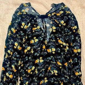 XS Floral long-sleeved Blouse from AE